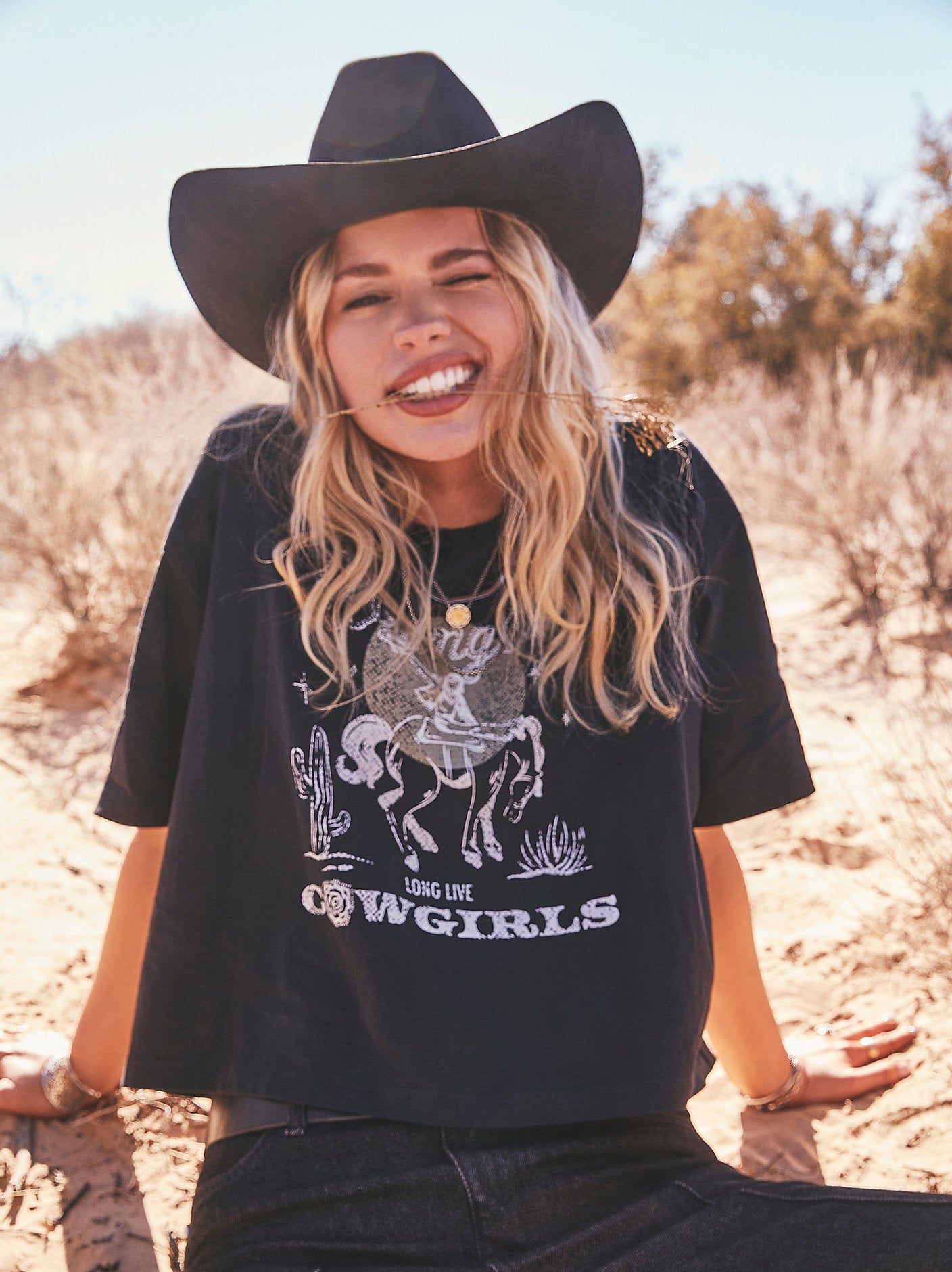 Black - Wrangler® x Yellow Rose by Kendra Scott Boxy Crop Tee