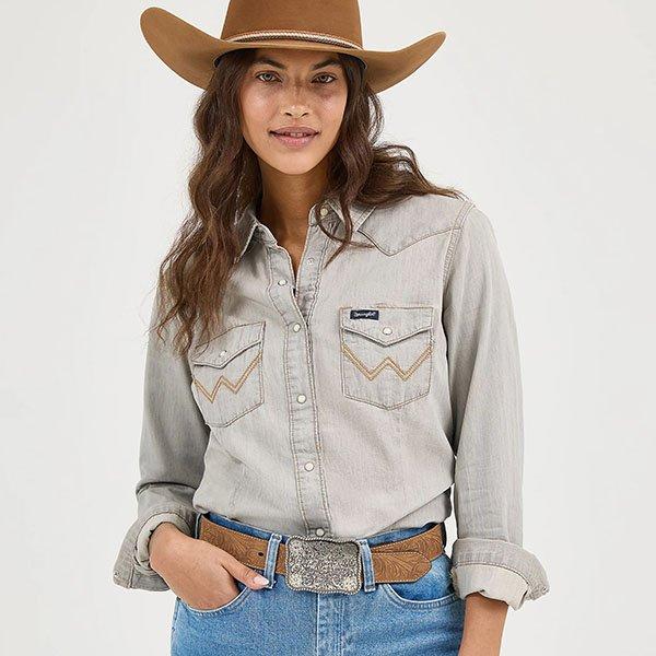WOMEN'S TOPS