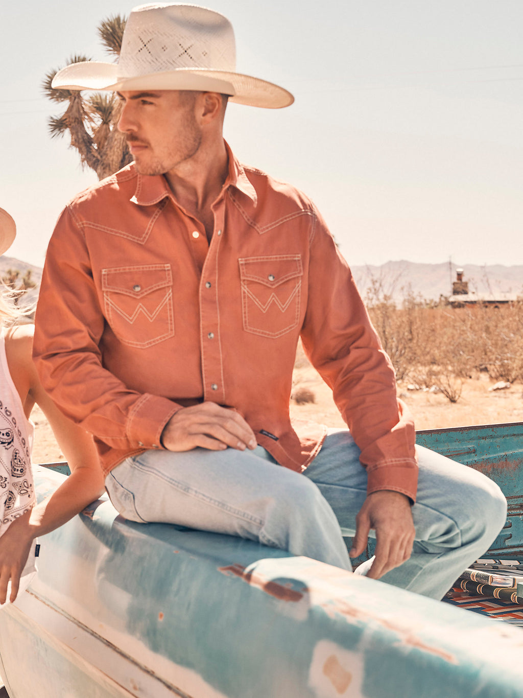 Sunset - Men's Wrangler Retro Premium Western Snap Solid Shirt